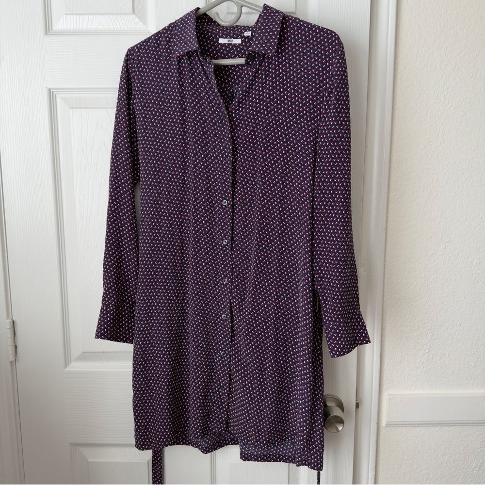 UNIQLO Long Sleeve Wrap Dress | UNIQLO Dress | Shirt Dress | Silk Dress | Small - Picture 4 of 10